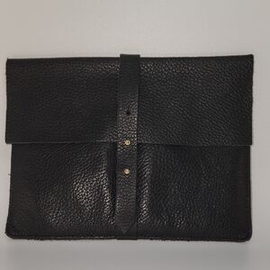 Cuyana Black Leather Envelope Clutch